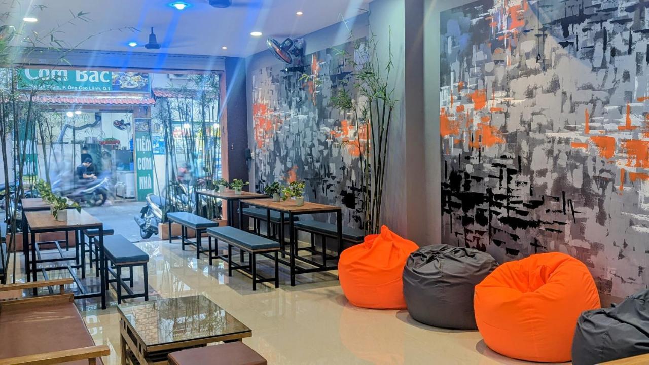 胡志明市 Base Backpackers旅舍 外观 照片